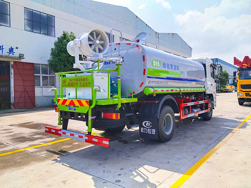 東風(fēng)D9綠化霧炮噴灑車