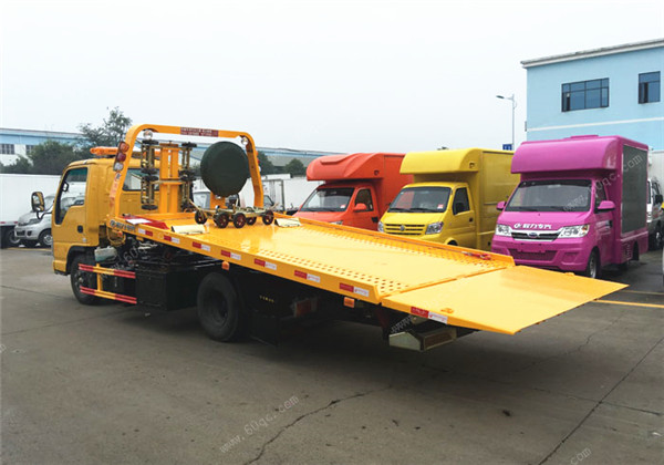 慶鈴五十鈴藍(lán)牌清障車(chē)